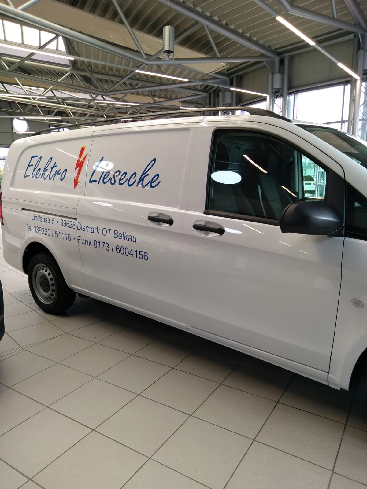 Fahrzeugbeschriftung – Elektro Liesecke, PrintLine Werbetechnik Stendal